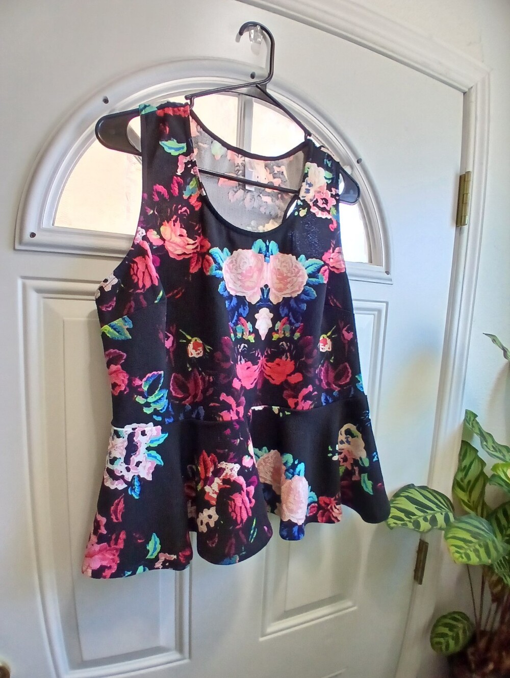 Floral Stretch Peplum Top Size XXL